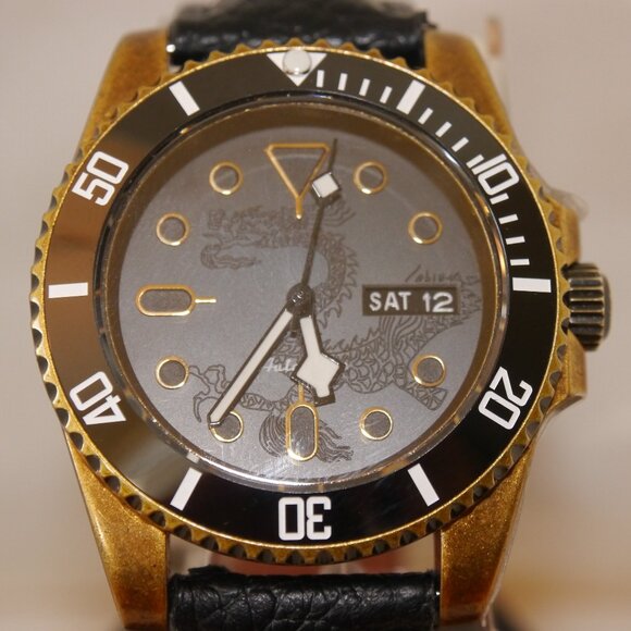 Custom Dragon Dial Men's Watch - Picture 5 of 7